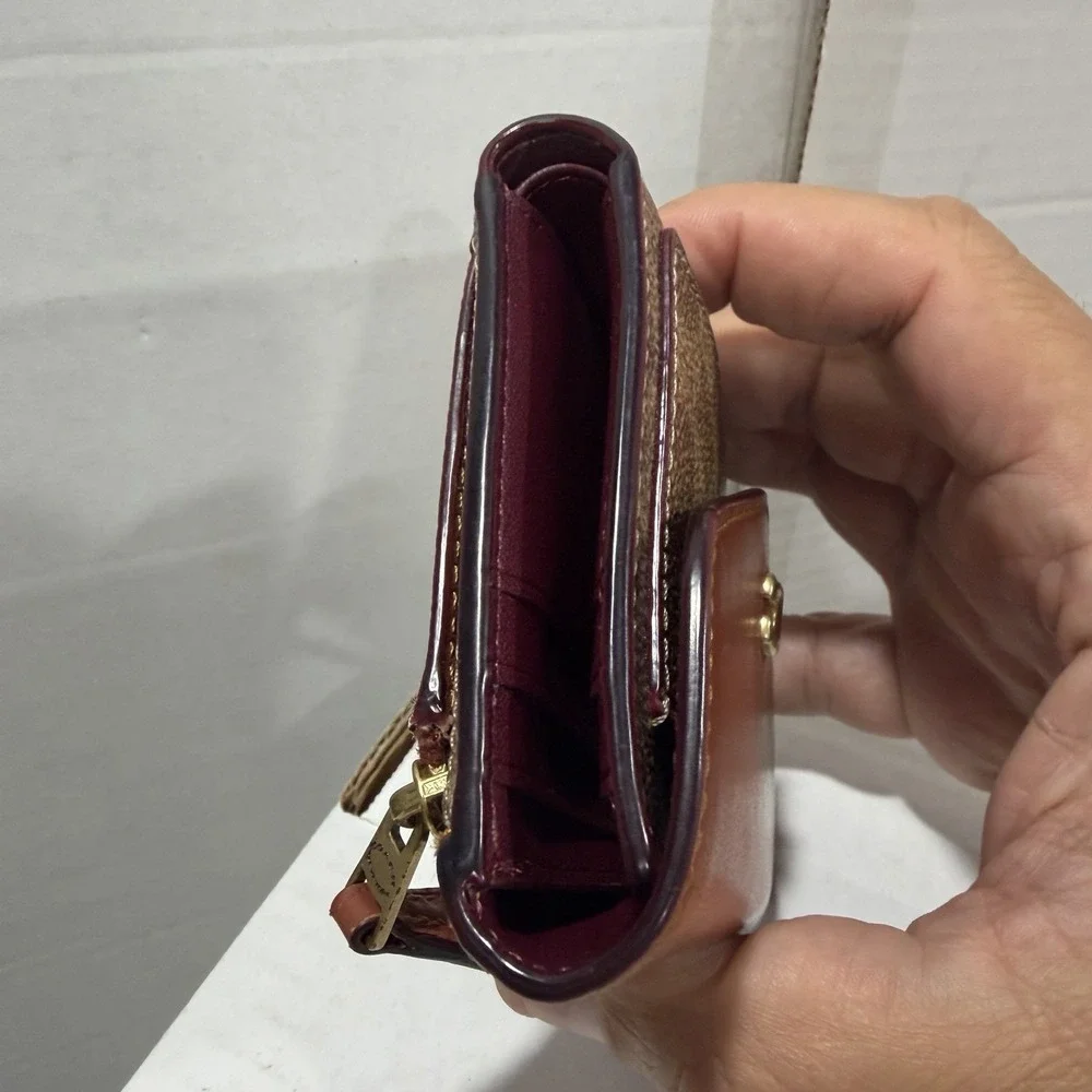 Coach Wyn Small Wallet In Colorblock Signature Canvas Brass/Tan/Rust C2329
